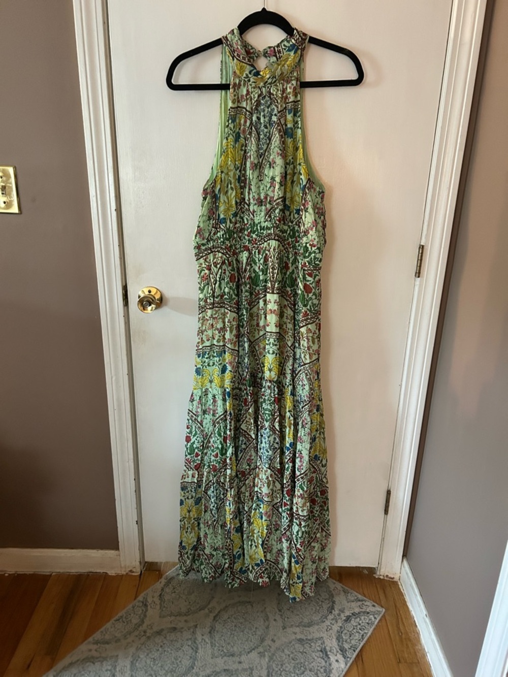 Anthropologie L gorgeous Maxi Large Worn once for engagement party! Flattering!